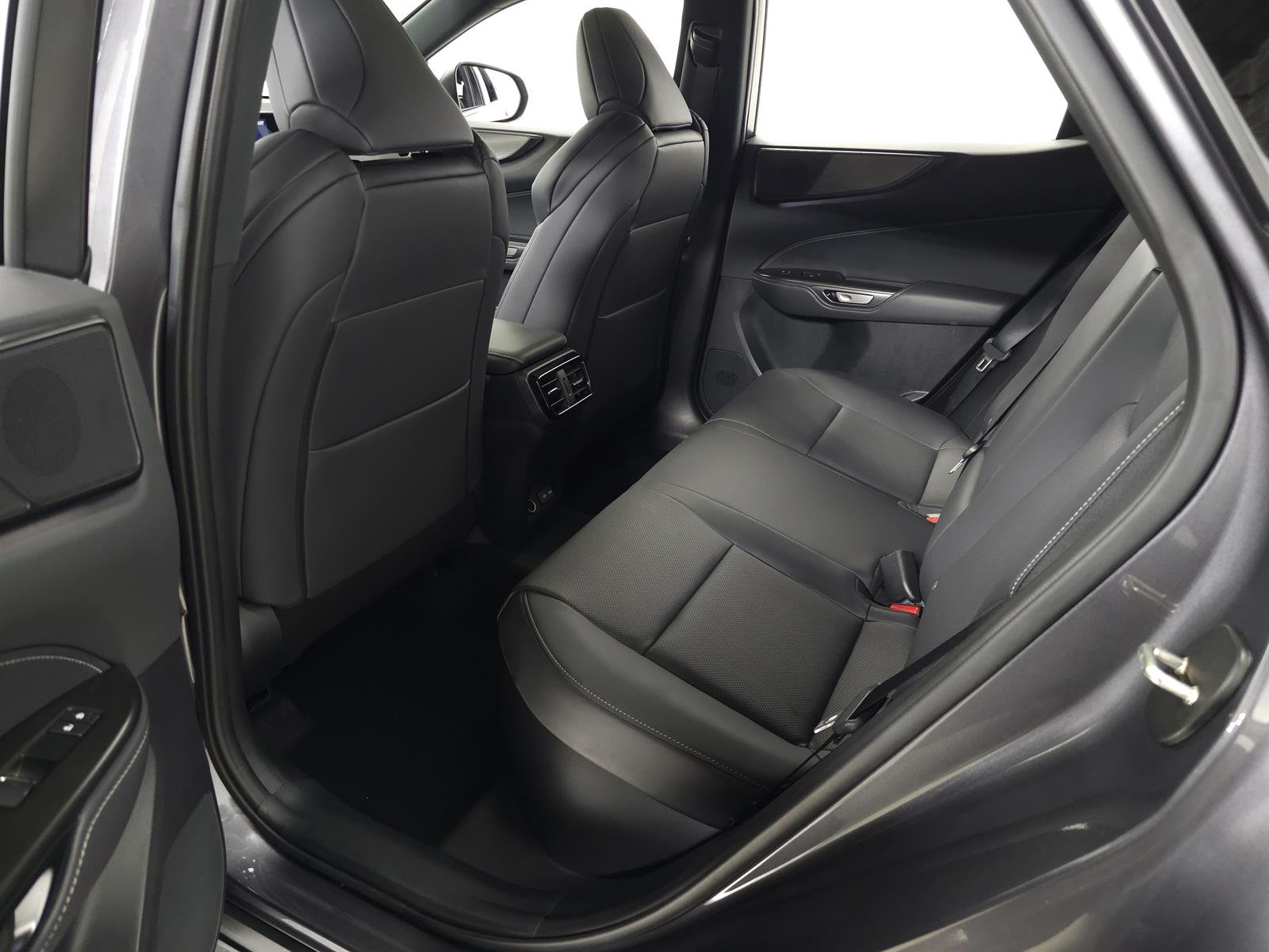 Certified Used 2025 Gray Lexus F SPORT Handling image 33