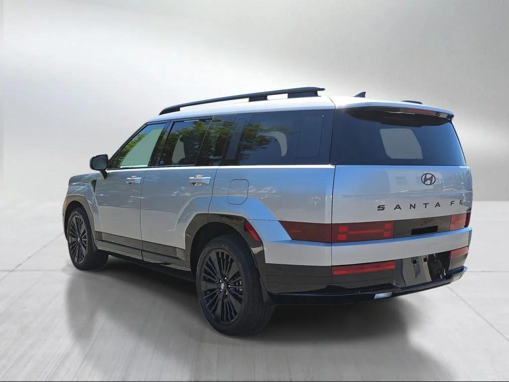 Used 2025 Shimmering Silver Hyundai Calligraphy image 5