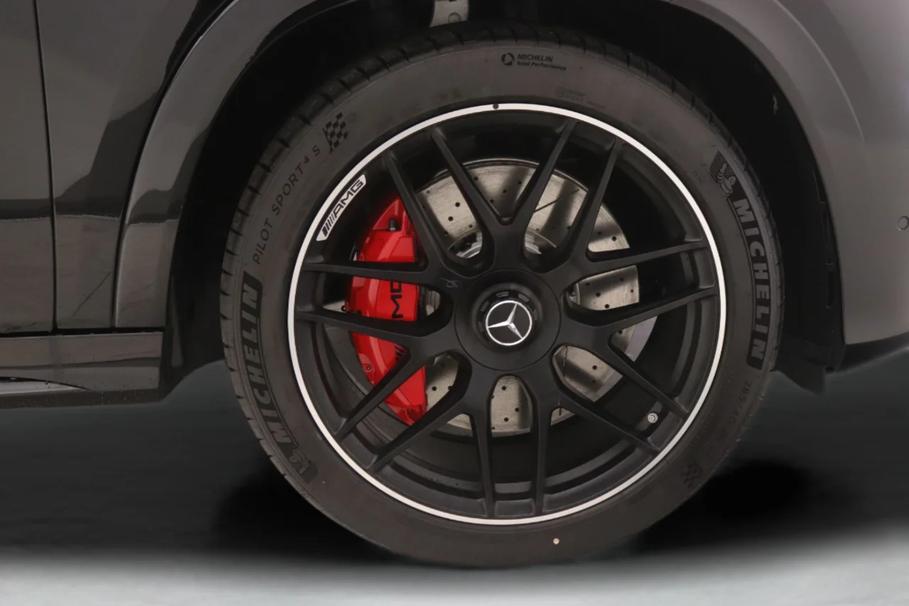New 2026 Obsidian Black Metallic Mercedes-Benz 63 S AMG® 4MATIC® image 10