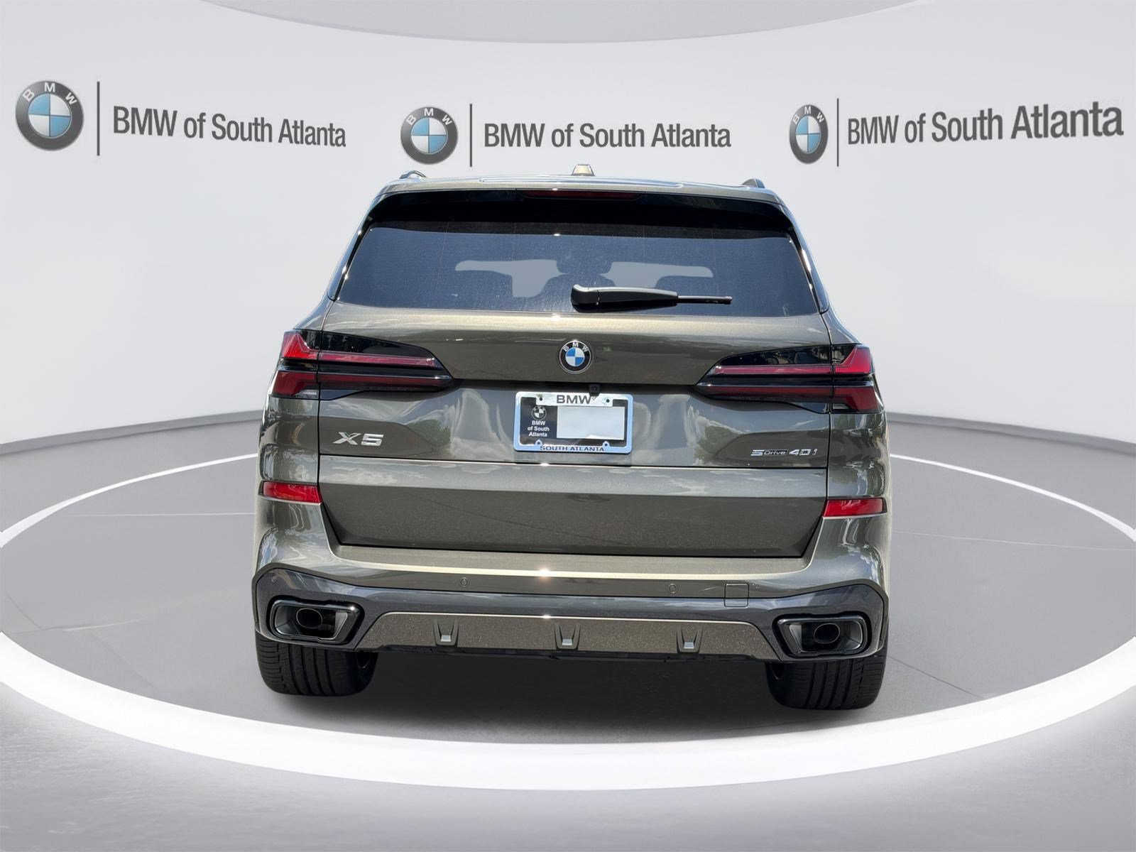 New 2026 Manhattan Green Metallic BMW sDrive40i image 26