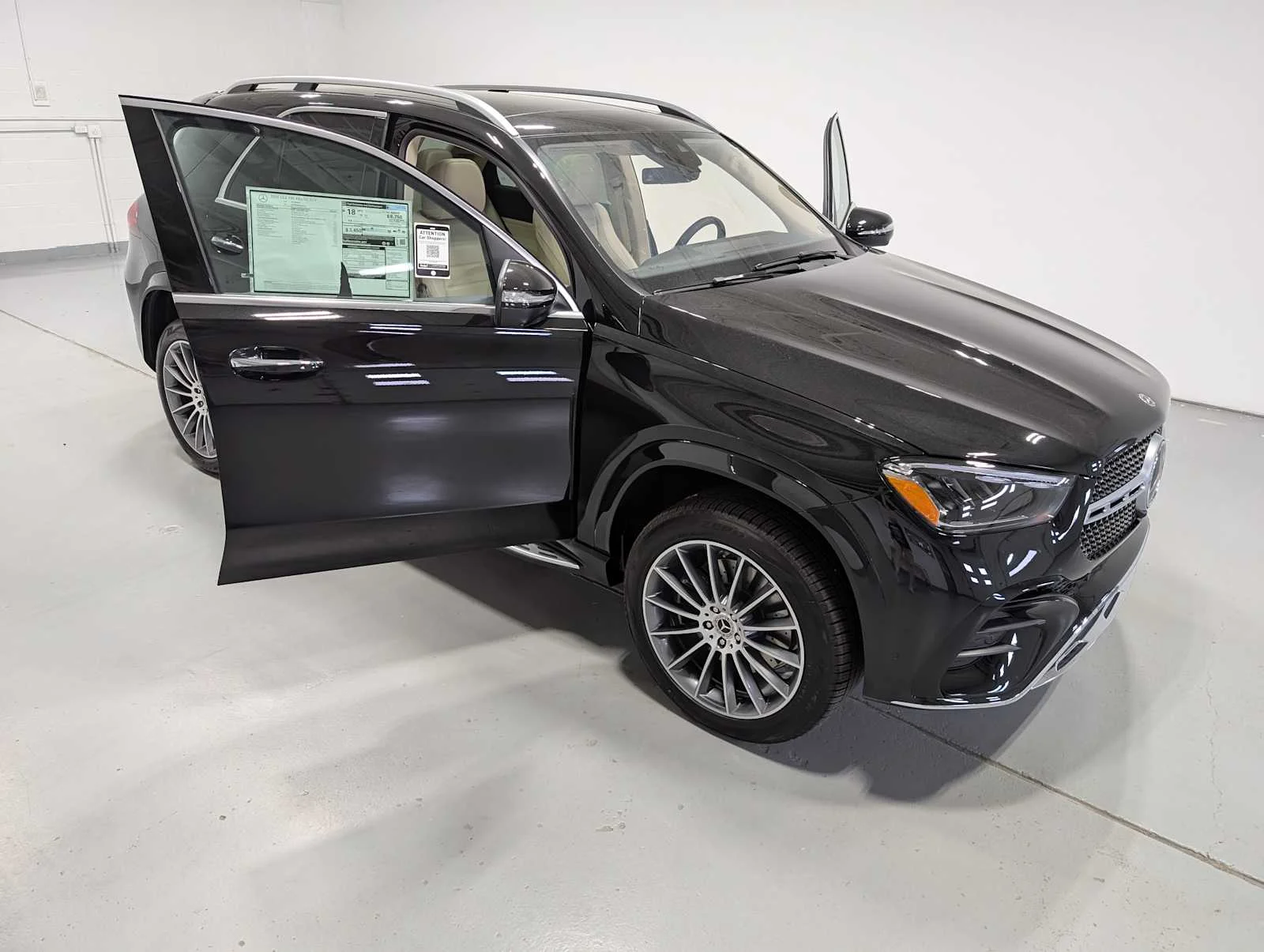 New 2026 Obsidian Black Metallic Mercedes-Benz GLE 580 image 14