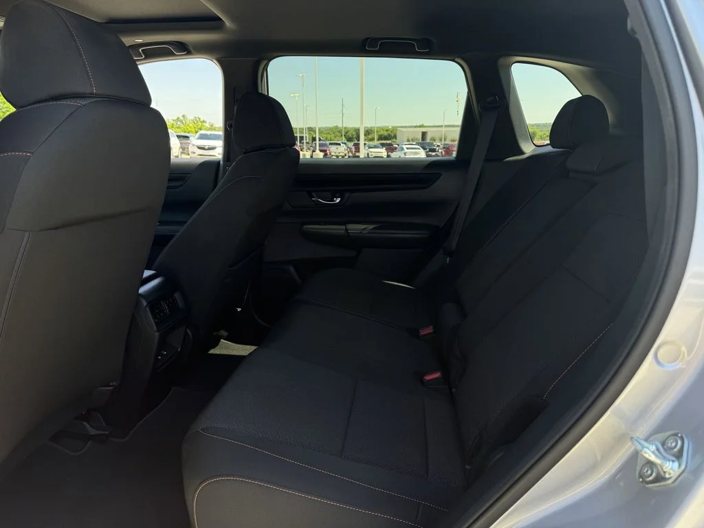 Used 2025  Honda Sport image 28