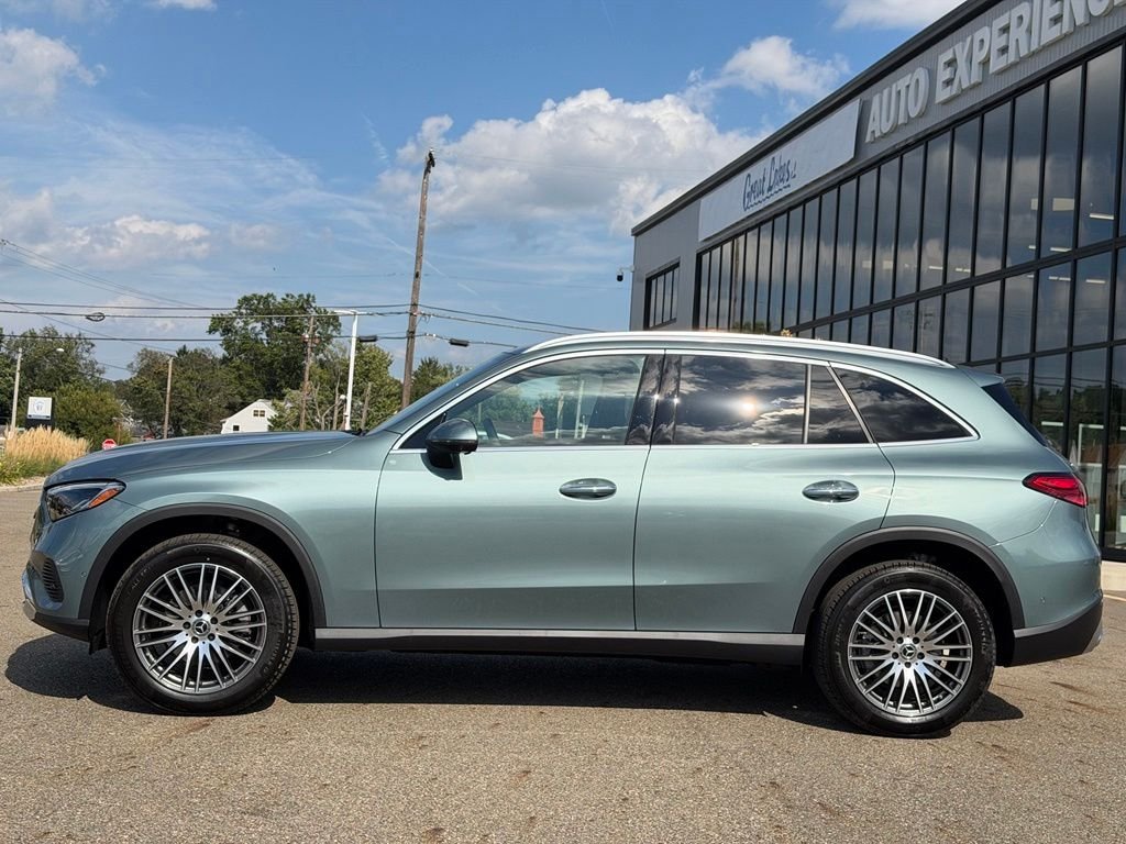 New 2026 Silver Mercedes-Benz GLC 300 image 2