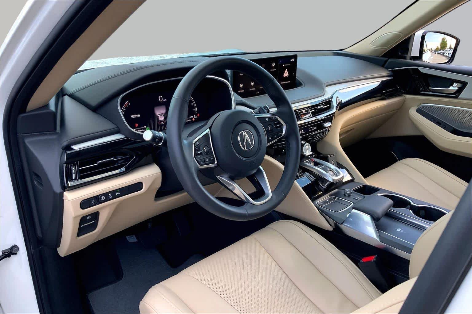 Used 2024 Platinum White Pearl Acura w/Technology Package image 18