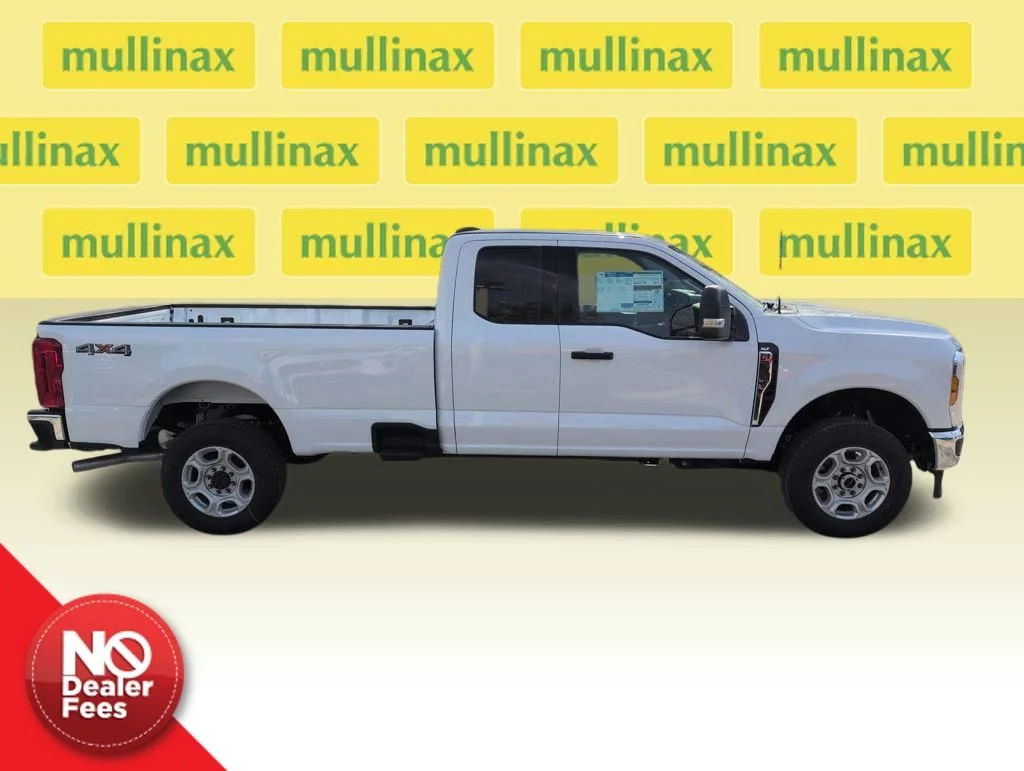 New 2026 White Ford XLT image 2