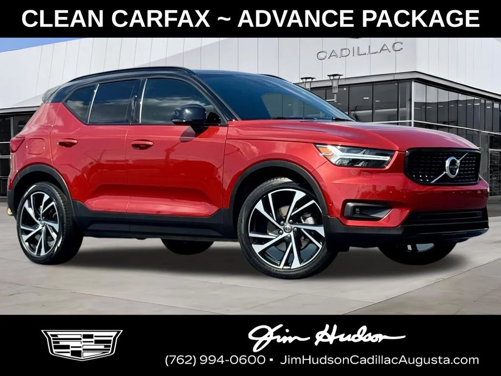 2021 Volvo XC40 R-Design