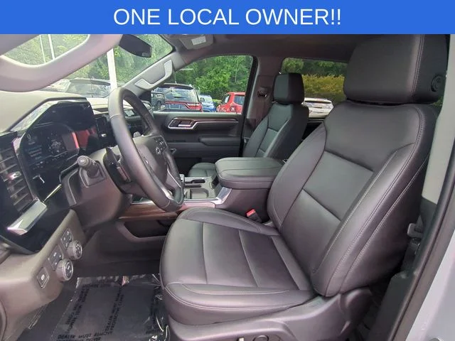 Used 2025 Gray Chevrolet RST image 16