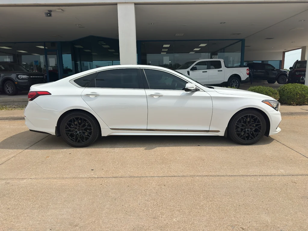 Used 2020 Uyuni White Genesis 3.8L image 7
