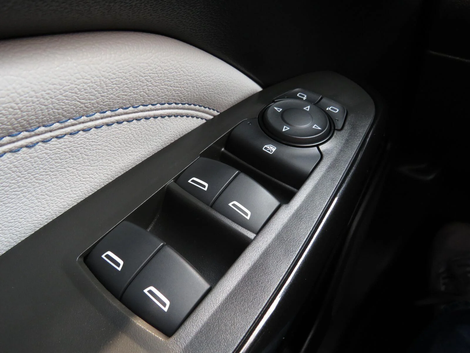Used 2024 Harvest Bronze Metallic Chevrolet LT image 26