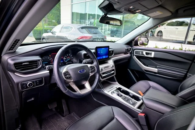 2023 Ford Explorer XLT - Photo 13