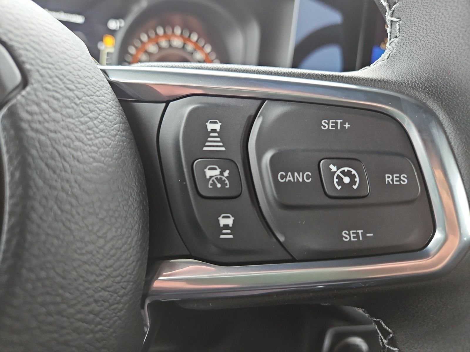 2025 Jeep Wrangler 4-Door Sahara - Photo 26