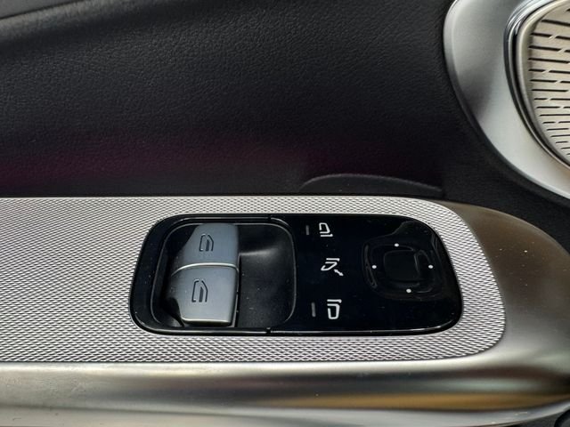 New 2026 MANUFAKTUR Moonlight White Metallic Mercedes-Benz AMG® CLE 53 4MATIC+ Coupe image 39