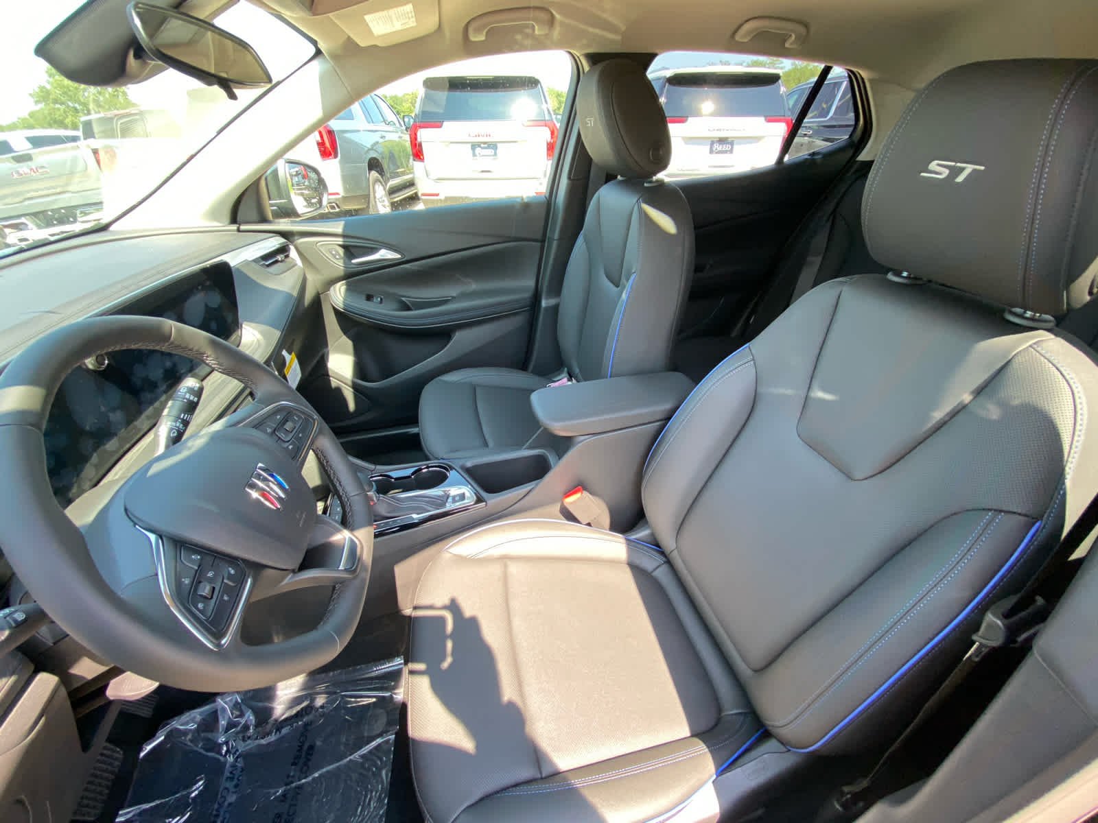2026 Buick Encore GX Sport Touring - Photo 19