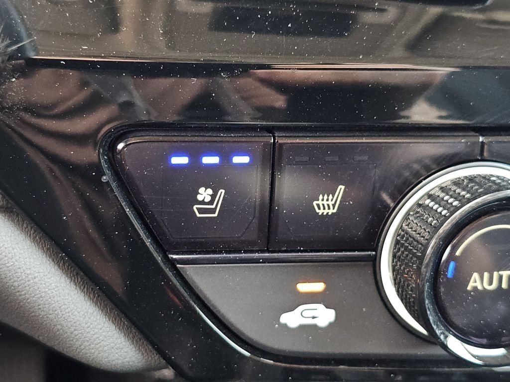 Certified Used 2025 Platinum White Pearl Honda HYBRID TOURING image 50