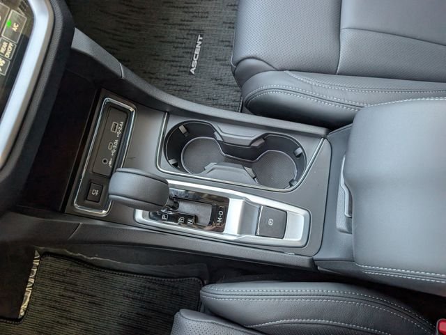 New 2026 CRYSTAL BLACK SILICA Subaru Limited 8-Passenger image 14