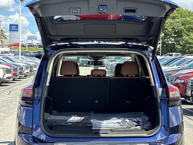 New 2026 Blue Nissan Platinum image 4