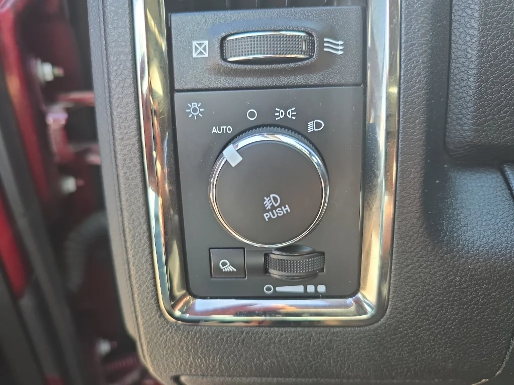 Used 2018 Red Ram  image 13