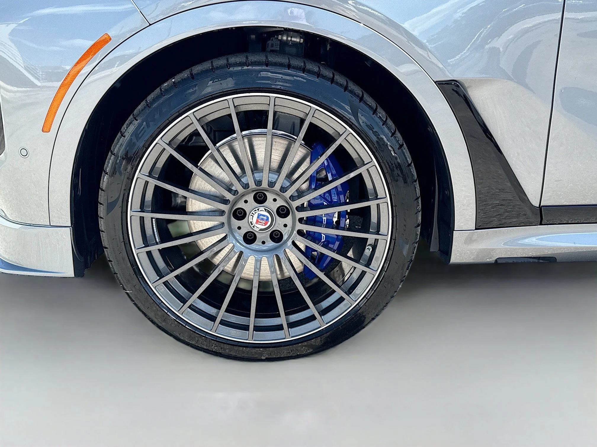 New 2026 Skyscraper Grey Metallic BMW ALPINA XB7 image 44