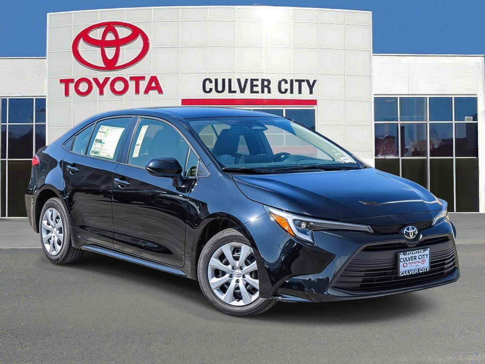 2026 Toyota Corolla LE Hybrid CVT's photo