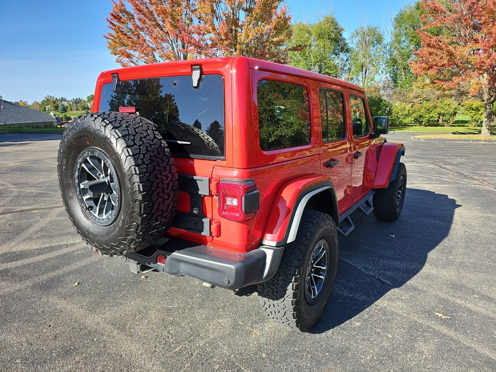 Certified Used 2024 Firecracker Red Clearcoat Jeep Rubicon X image 5