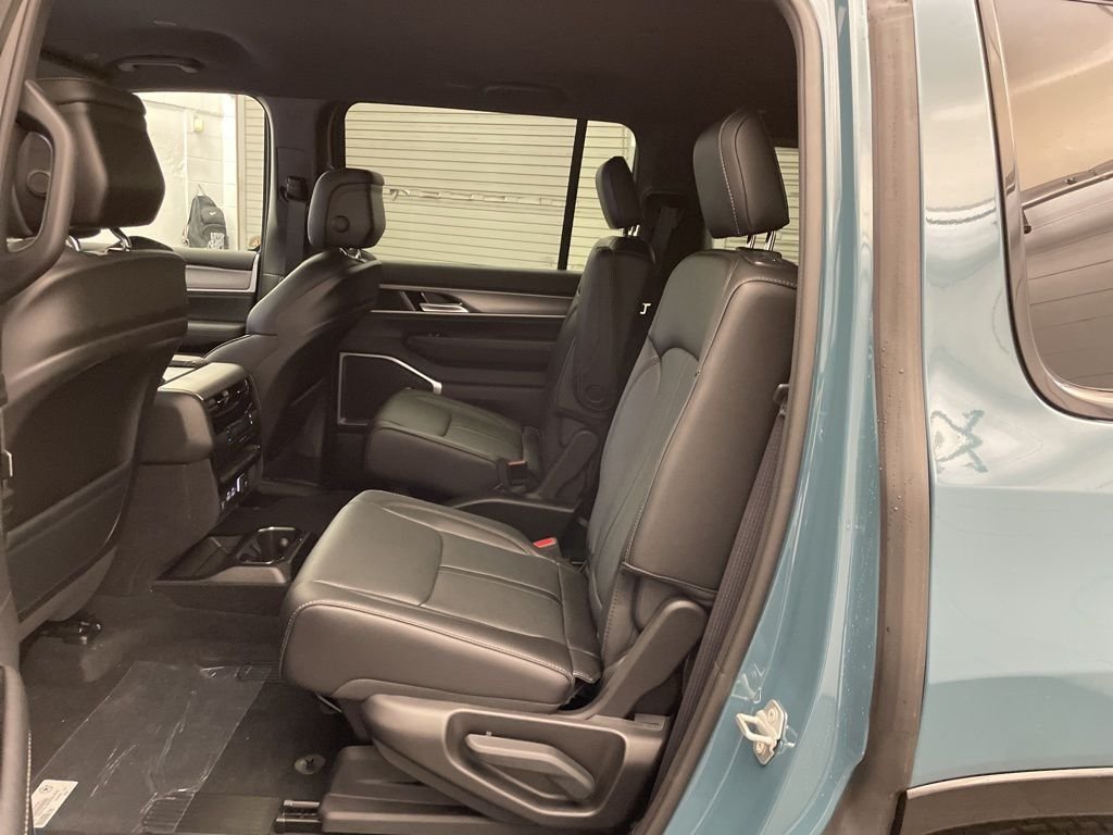 New 2026 Steel Blue Exterior Paint Jeep  image 18