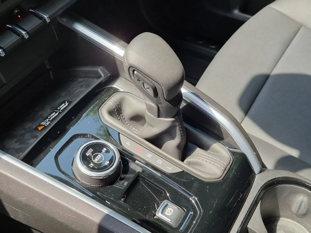 Used 2025 Gray Chevrolet Trail Boss image 19
