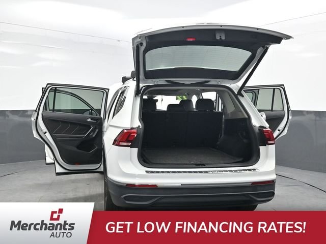 Used 2022 White Volkswagen 2.0T SE image 57
