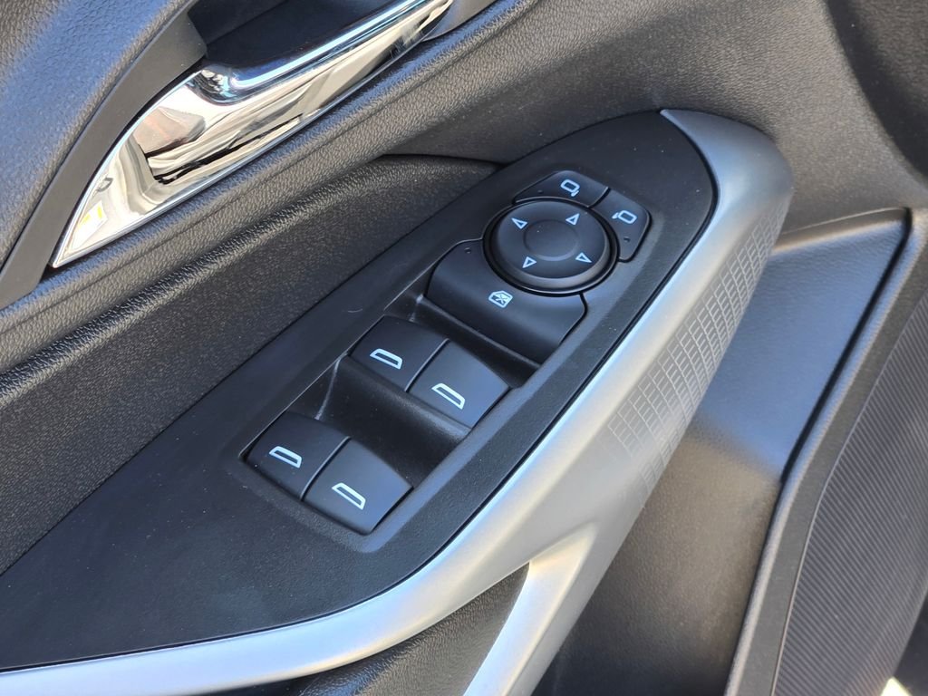 2024 Chevrolet Trax RS - Photo 28
