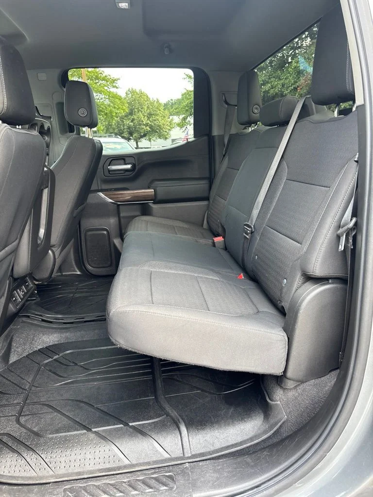 Used 2020 Gray Chevrolet RST image 29
