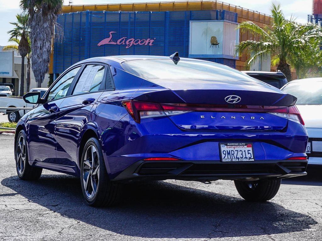 Certified Used 2023 Blue Hyundai SEL image 4