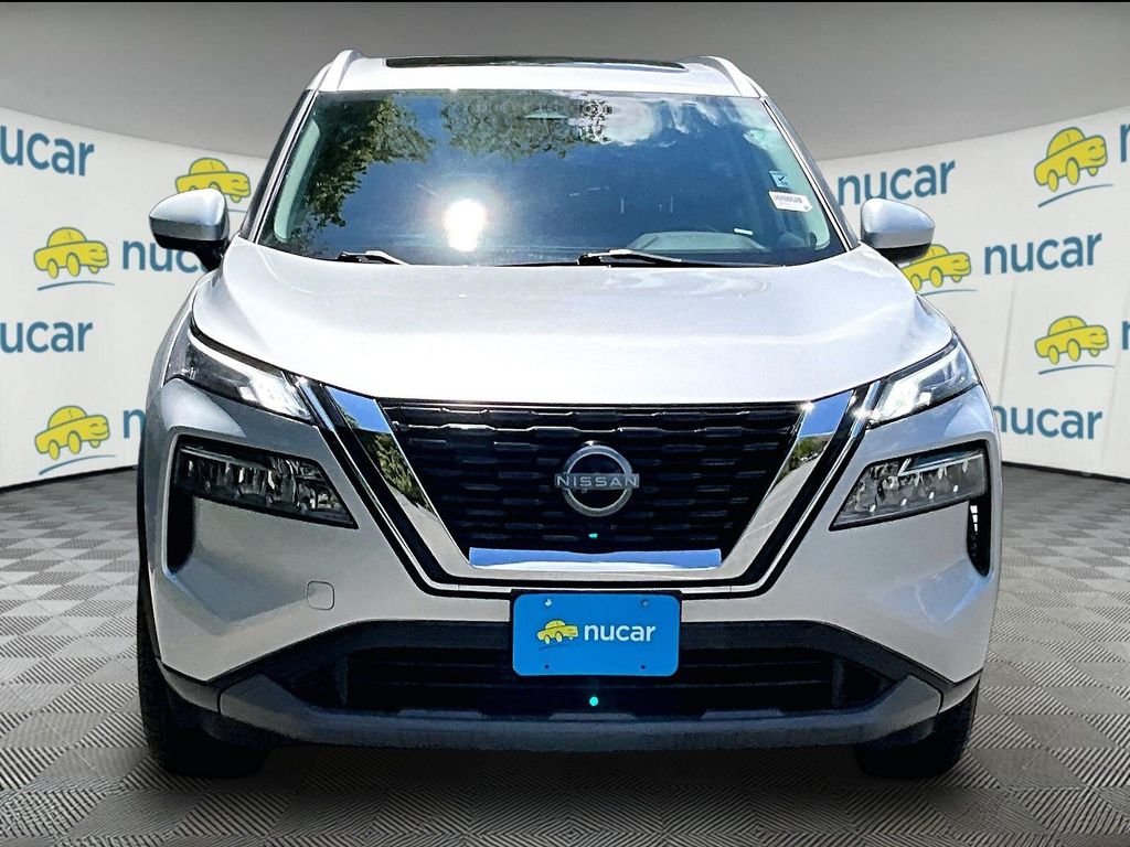 Used 2023 Silver Nissan SV image 2