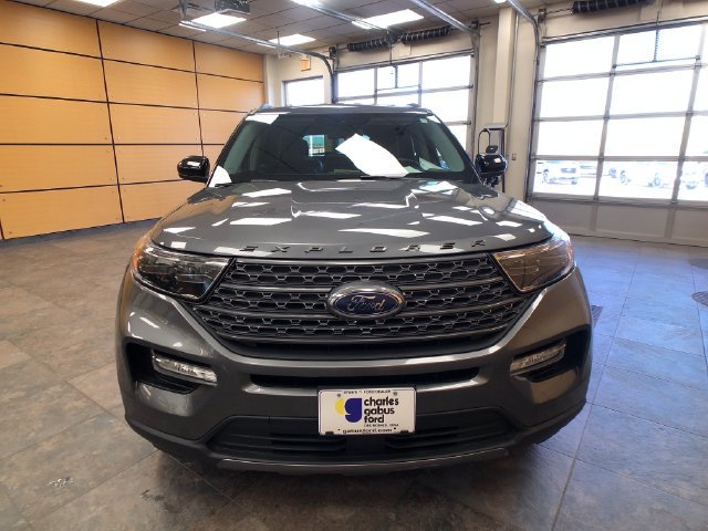 Certified Used 2022 Gray Metallic Ford XLT image 2