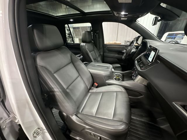 Used 2022 White Chevrolet Z71 image 32