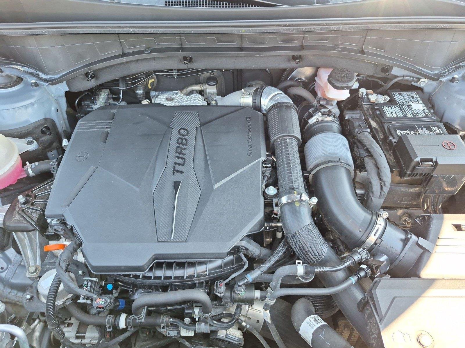 Used 2023 GRAVITY GRAY KIA  image 43