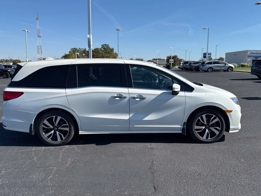 Used 2019  Honda Elite image 12