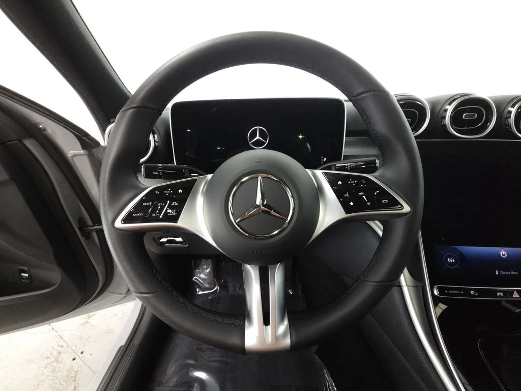 Used 2026  Mercedes-Benz C 300 image 11