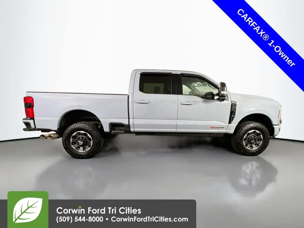 Used 2024 Glacier Gray Metallic Ford Lariat image 19