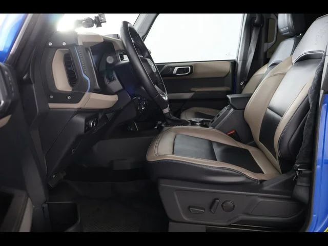 Used 2023 Blue Ford Wildtrak image 13