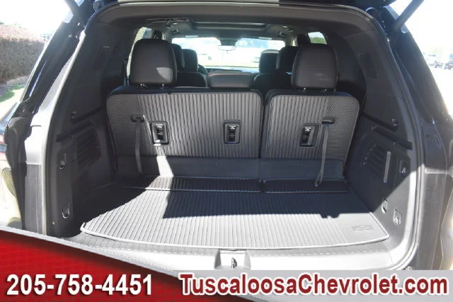 New 2026 Mosaic Black Metallic Chevrolet Z71 image 10