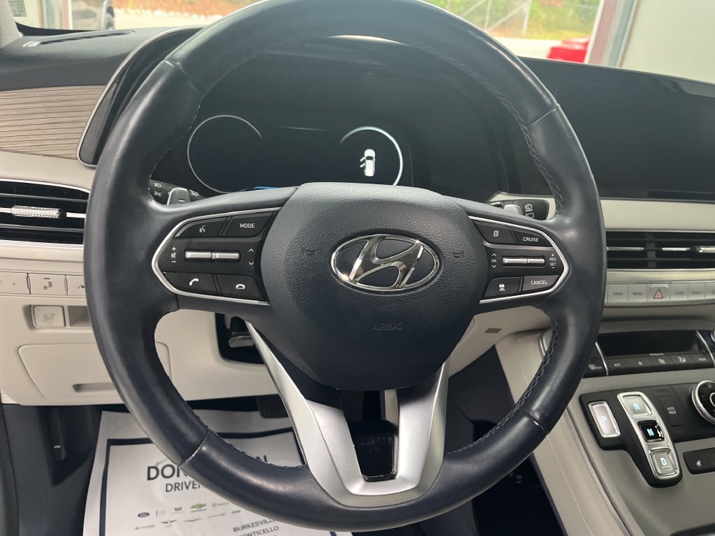 Used 2022 White Hyundai Limited image 16