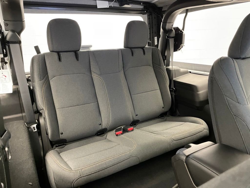 New 2026 Bright White Clear-Coat Exterior Paint Jeep Sport image 15