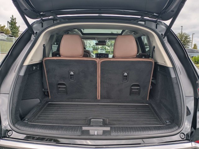 Used 2025  Acura Technology Package image 13