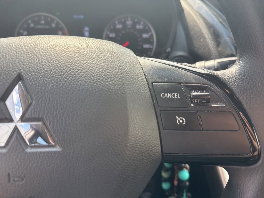 Used 2023 Diamond White Mitsubishi ES image 21