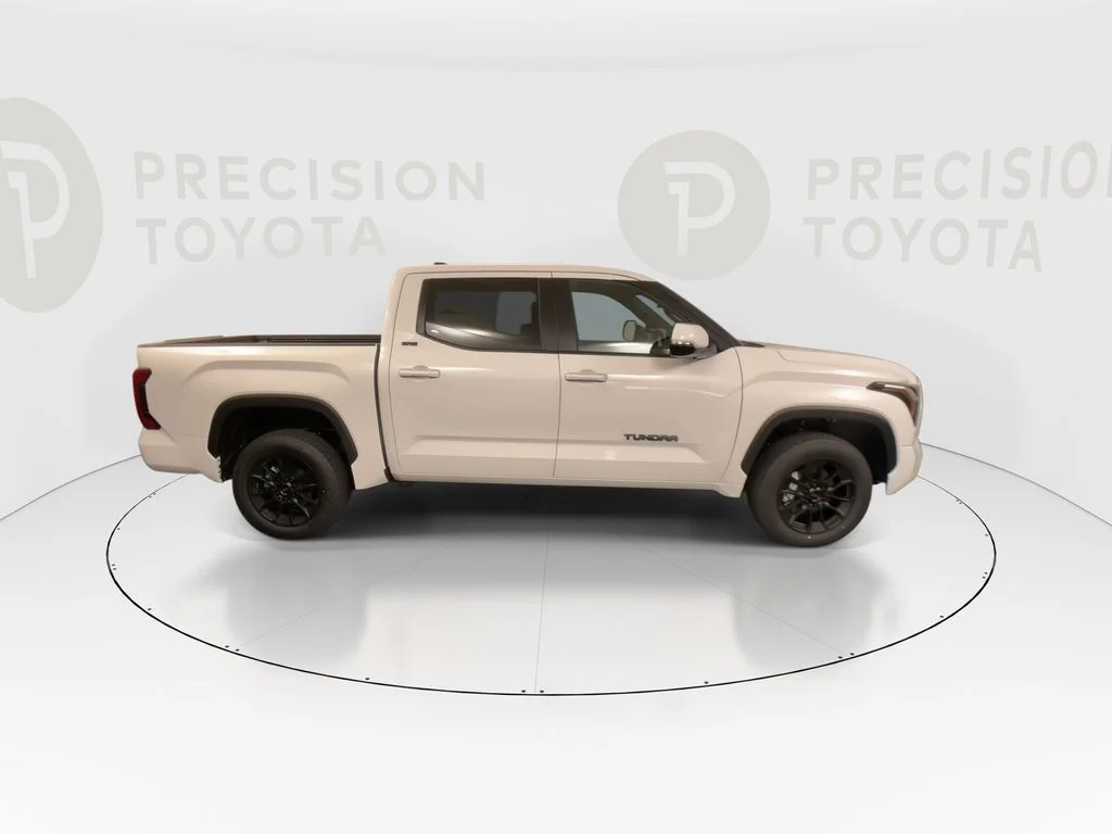 New 2026 Ice Cap Toyota SR5 image 23