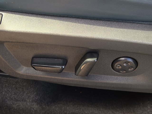 Certified Used 2025 Black Nissan Platinum image 20
