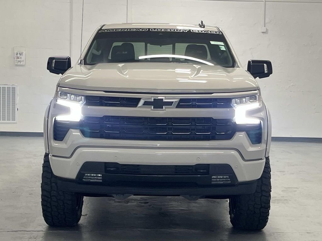 New 2026 White Sands Chevrolet RST image 3