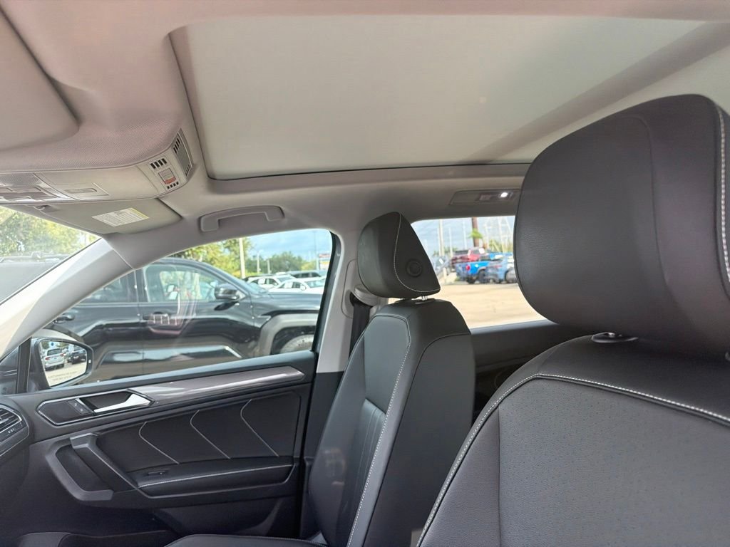 Used 2023 Gray Volkswagen 2.0T SE image 8