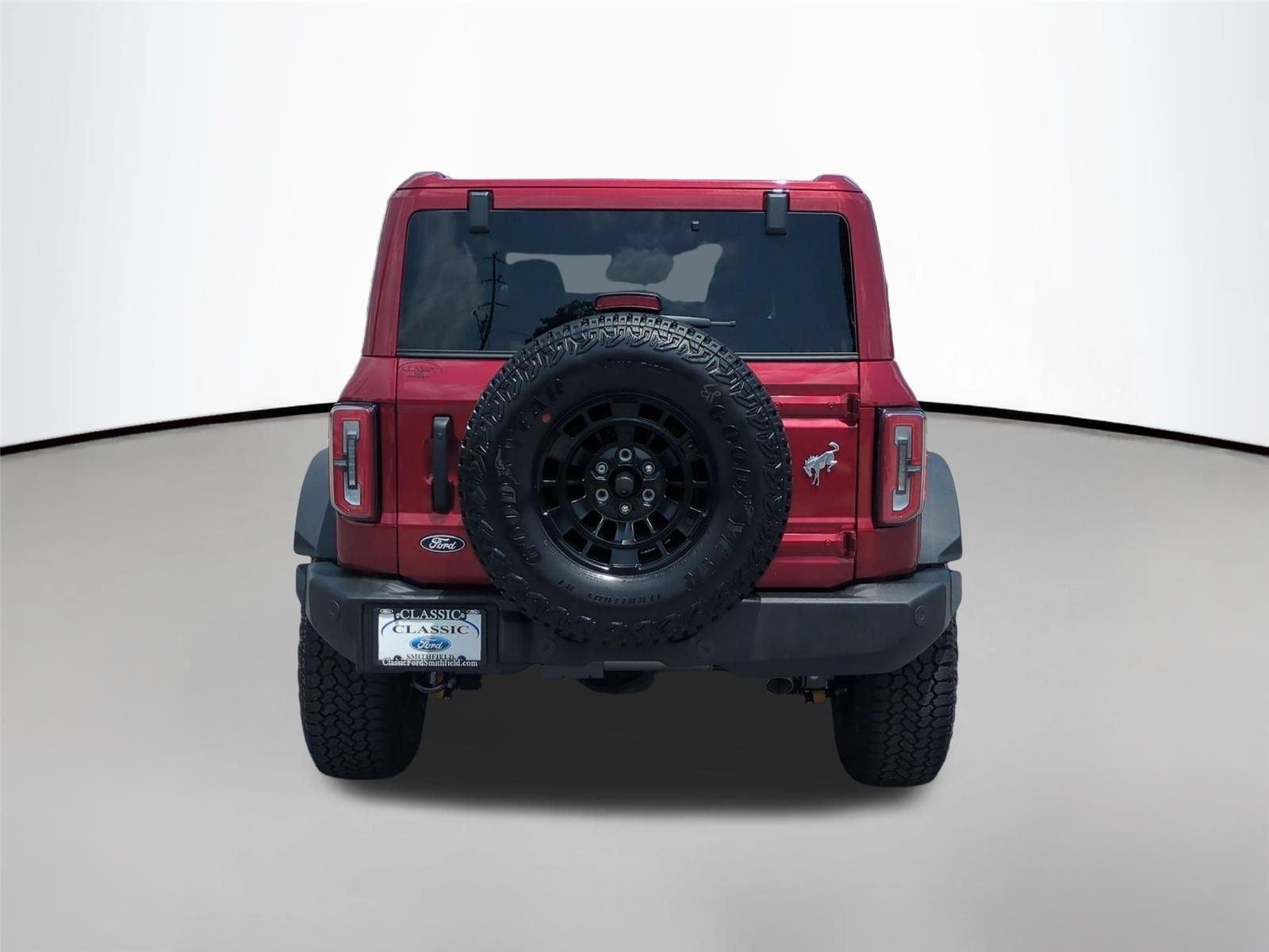 New 2026 Ruby Red Metallic Tinted Clearcoat Ford Outer Banks® image 4