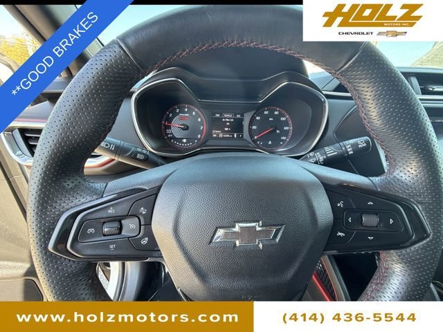 Certified Used 2022 Iridescent Pearl Tricoat Chevrolet RS image 11