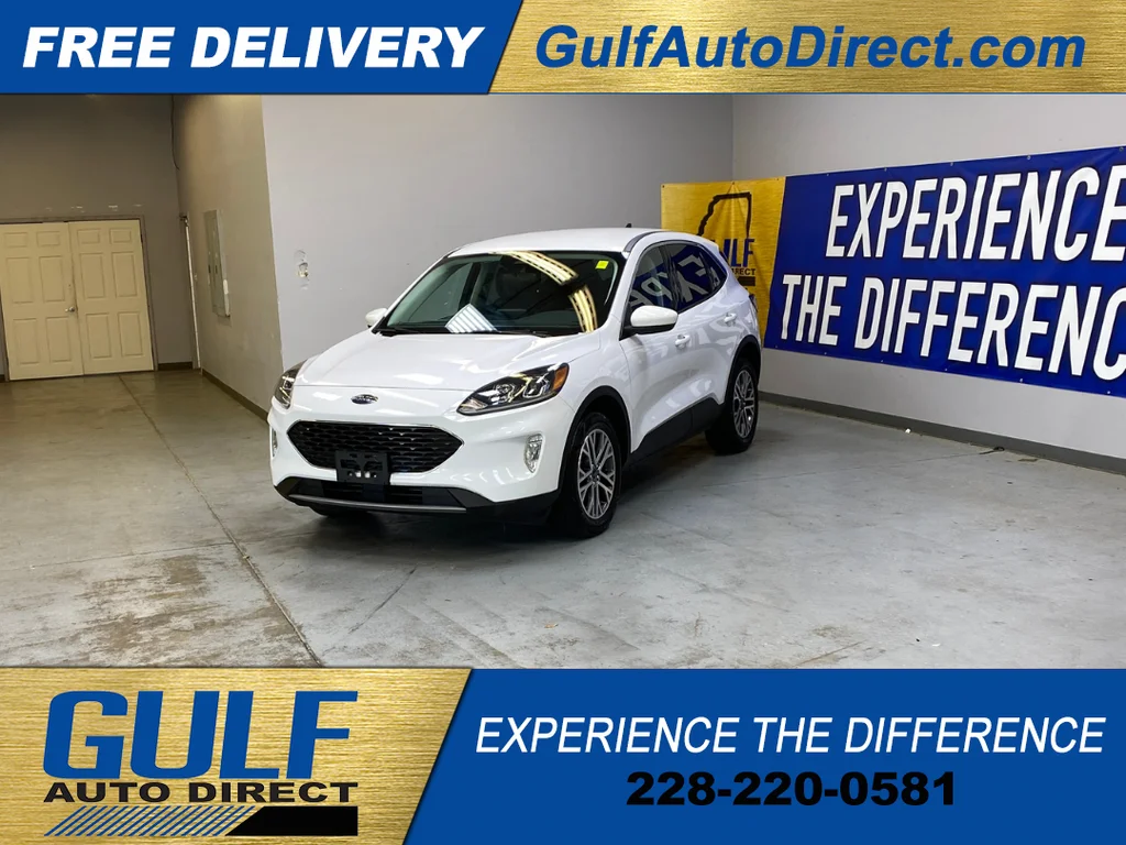 Used 2022 White Ford SEL image 4